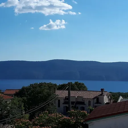 Lucija Apartment